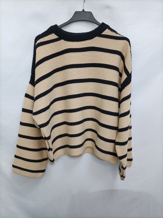 PULL&BEAR. Jersey de rayas T.s