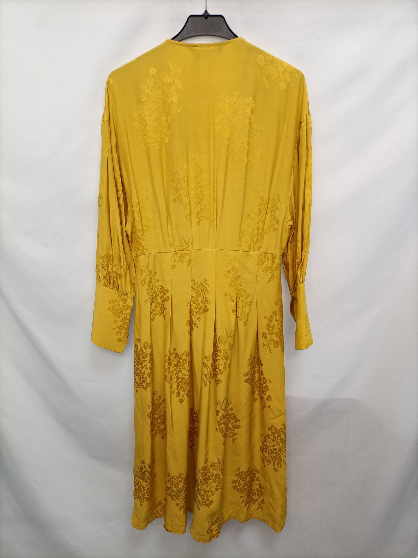 BERSHKA. Kimono/blusa larga T.m/l