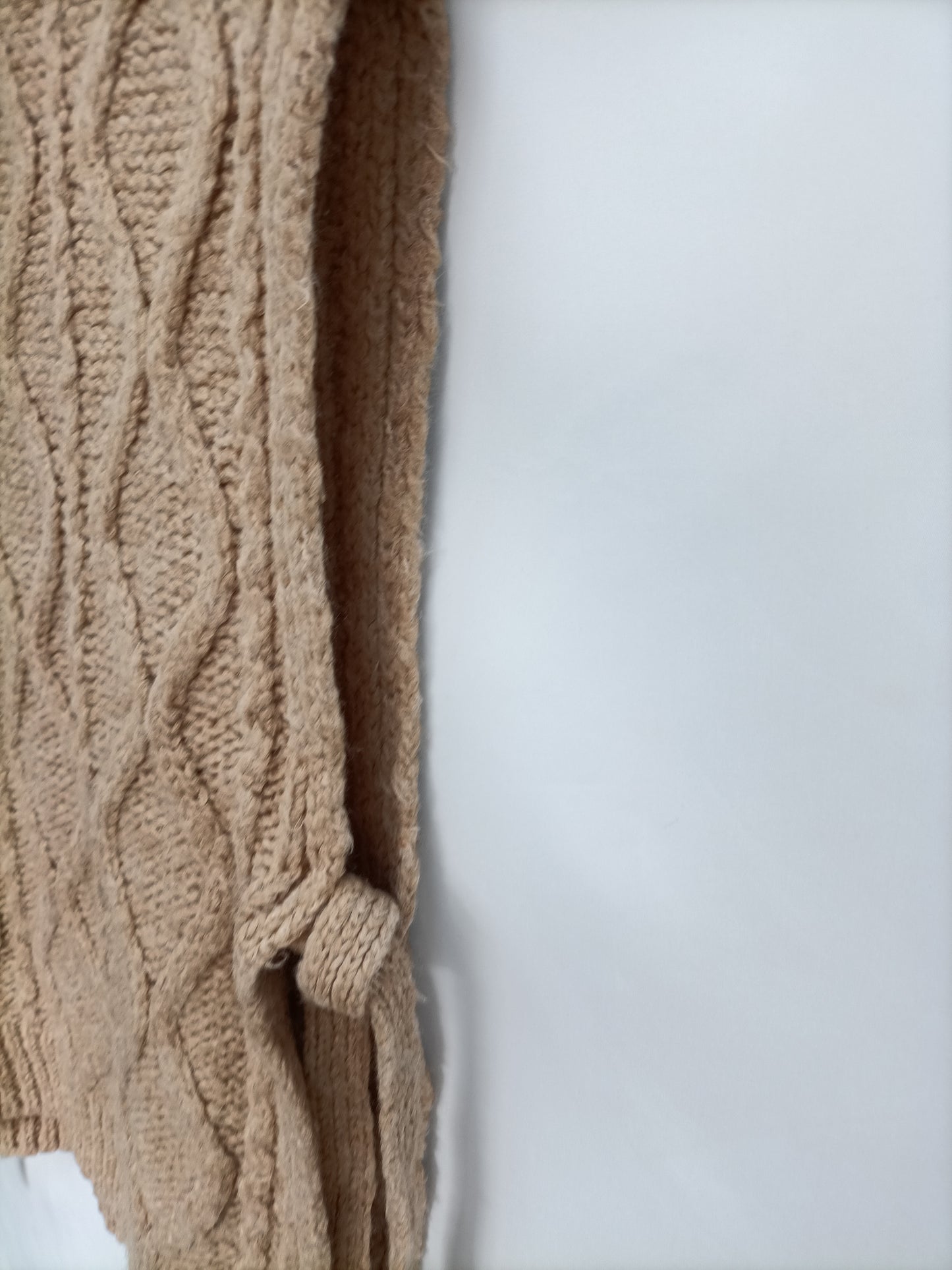 MANGO. Jersey camel ochos T.s