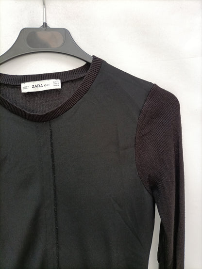 ZARA. Top negro doble textura T.s