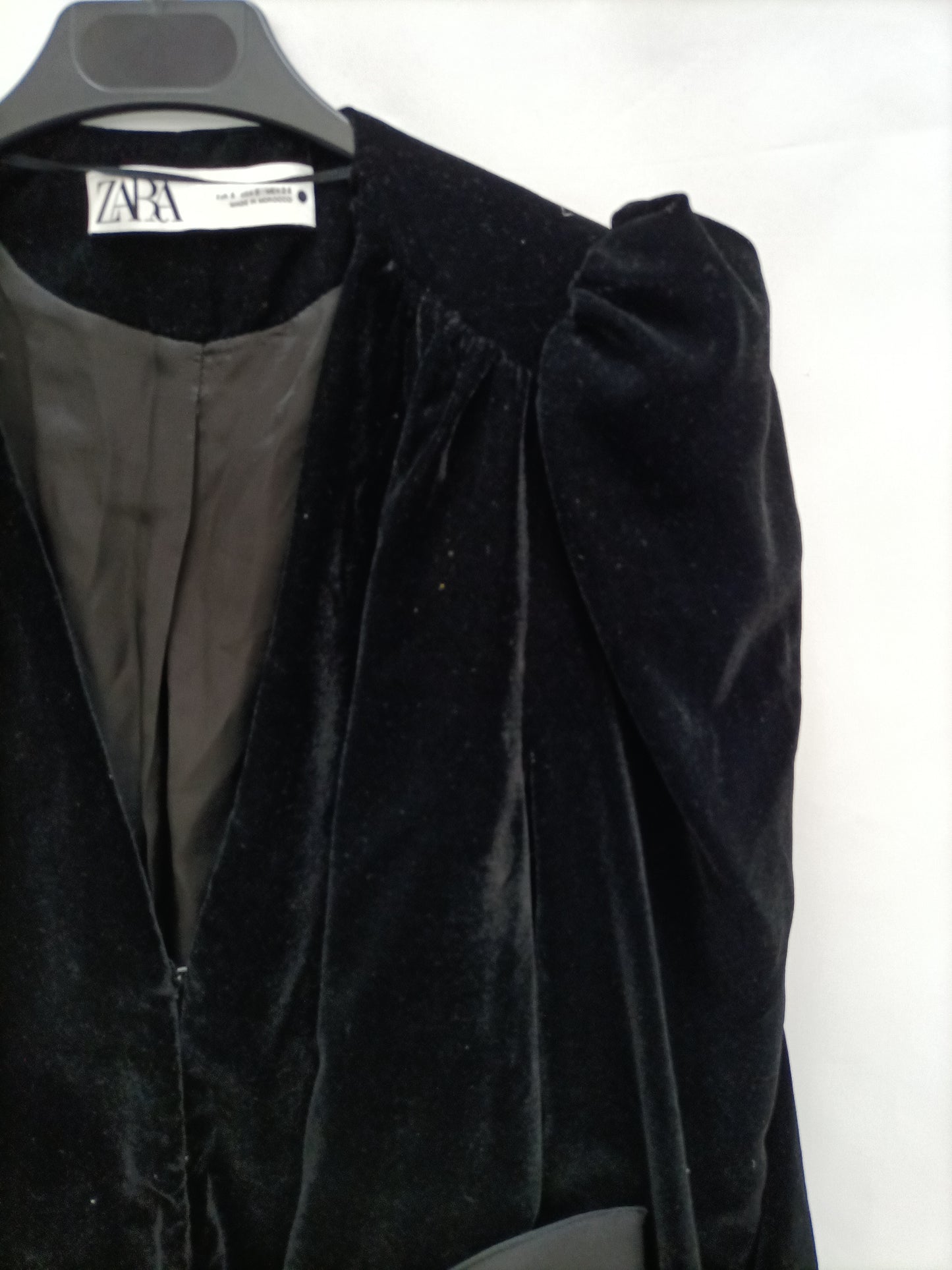 ZARA.Blusa terciopelo lazo T.s