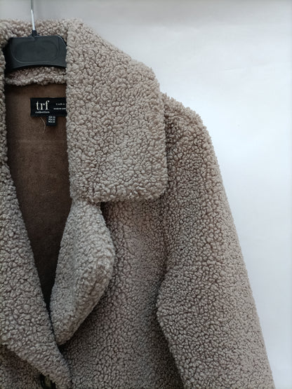 ZARA. Abrigo borrego marrón T. Xs
