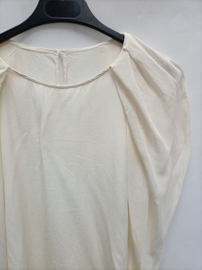 OTHERS. Beige blouse with sleeves Tu(s)