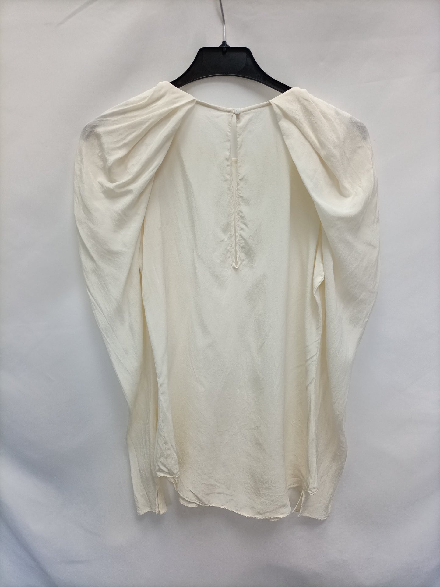 OTHERS. Beige blouse with sleeves Tu(s)