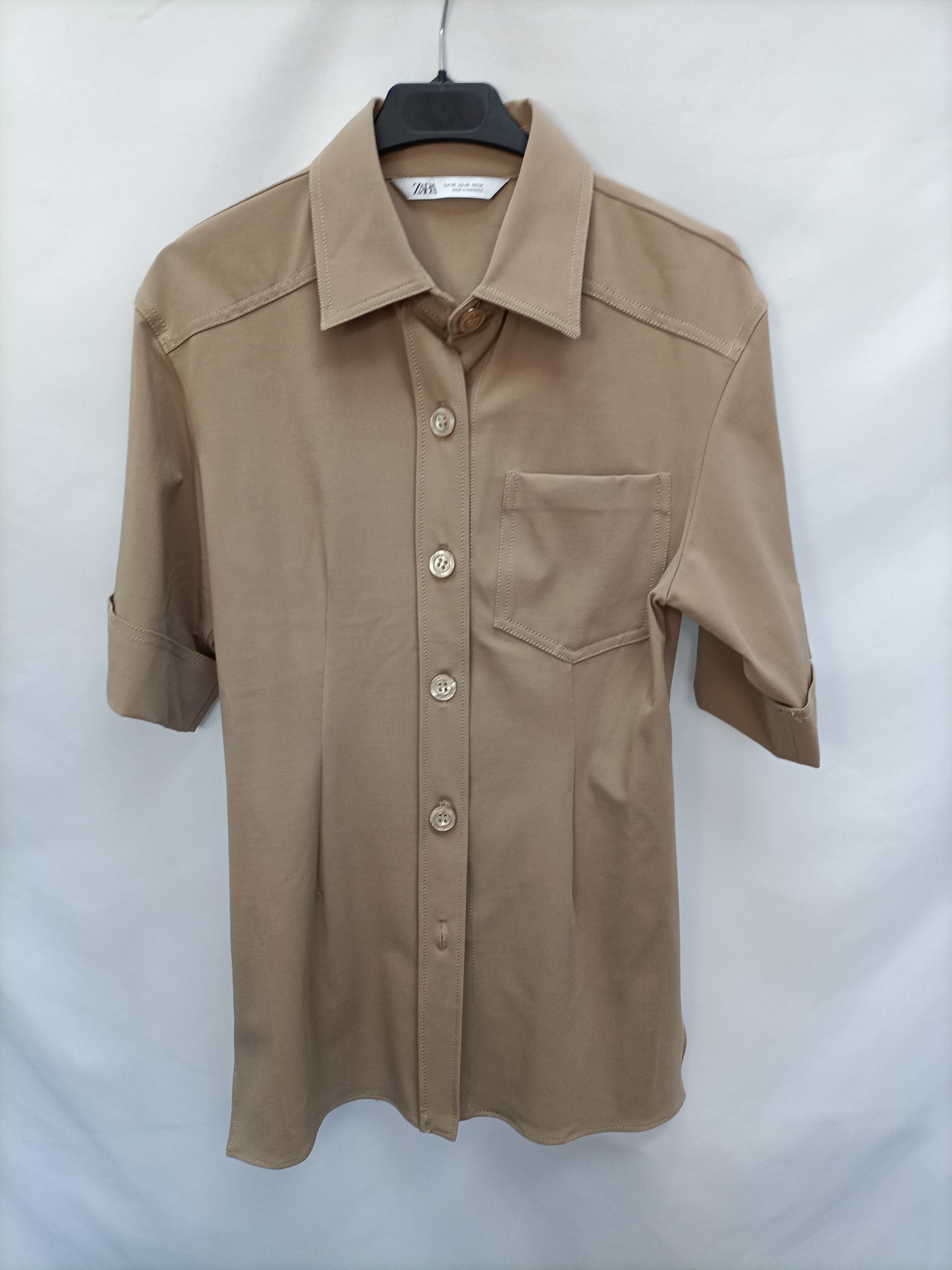 ZARA. Beige safari shirt T.xs
