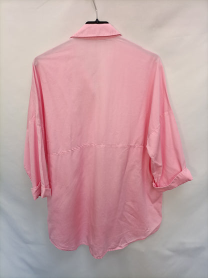 ZARA. Camisa rosa oversized T.xs