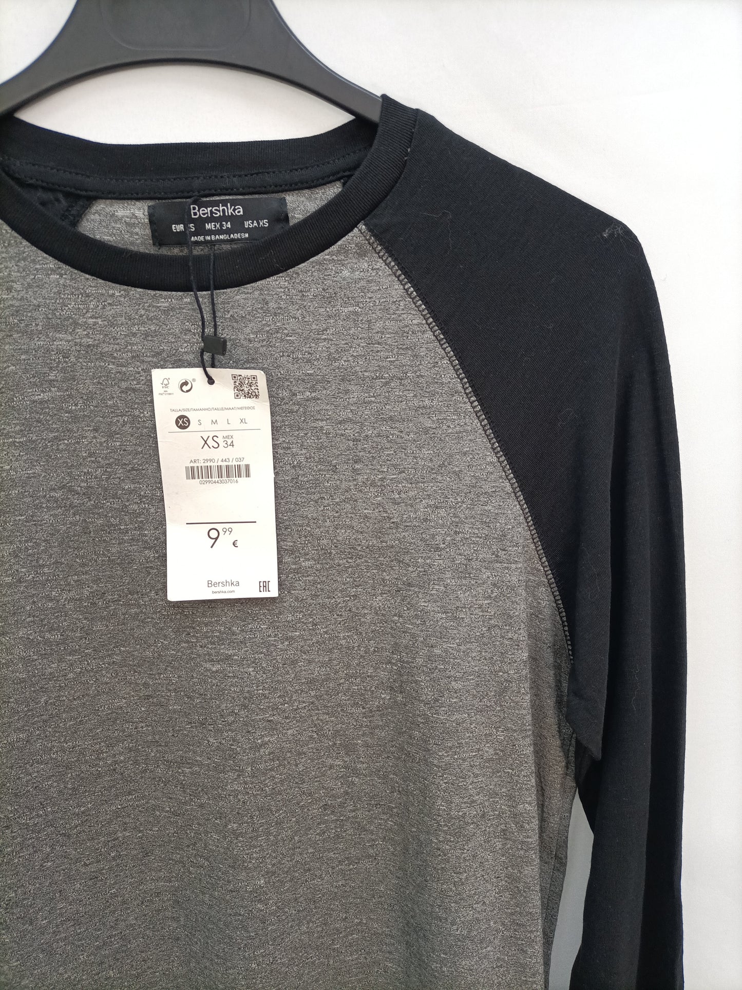 BERSHKA. Camiseta bicolor T.xs