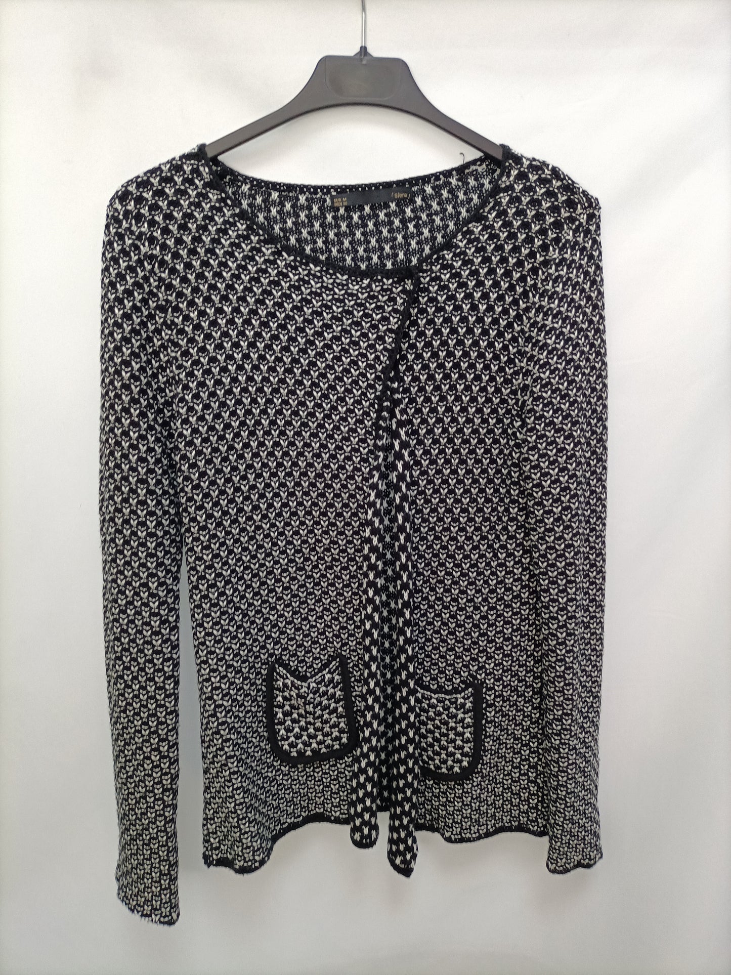 SFERA. Black and beige cardigan Tm