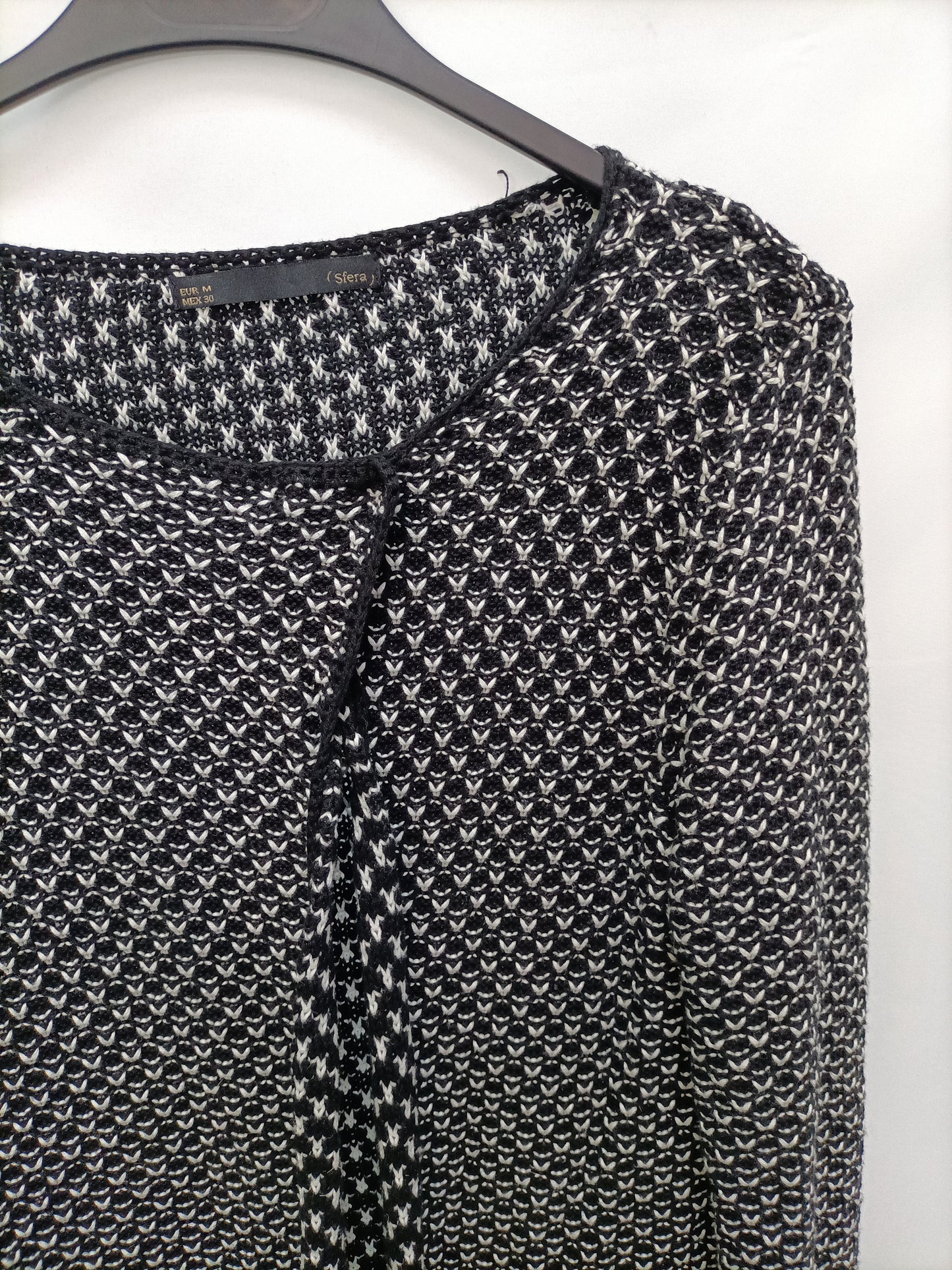 SFERA. Black and beige cardigan Tm