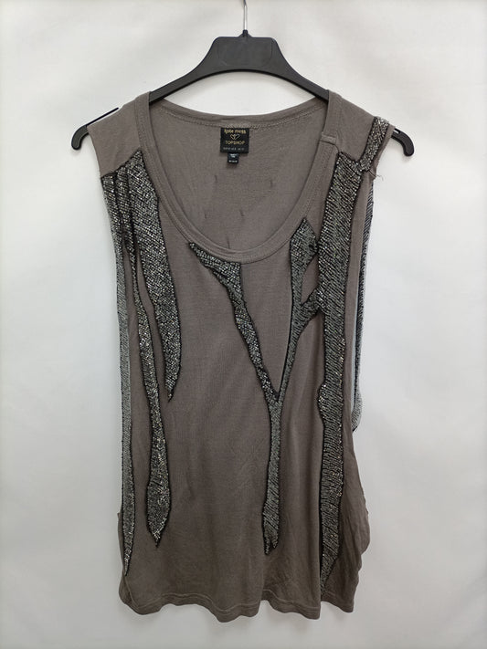 TOPSHOP. Camiseta pedrería T.40