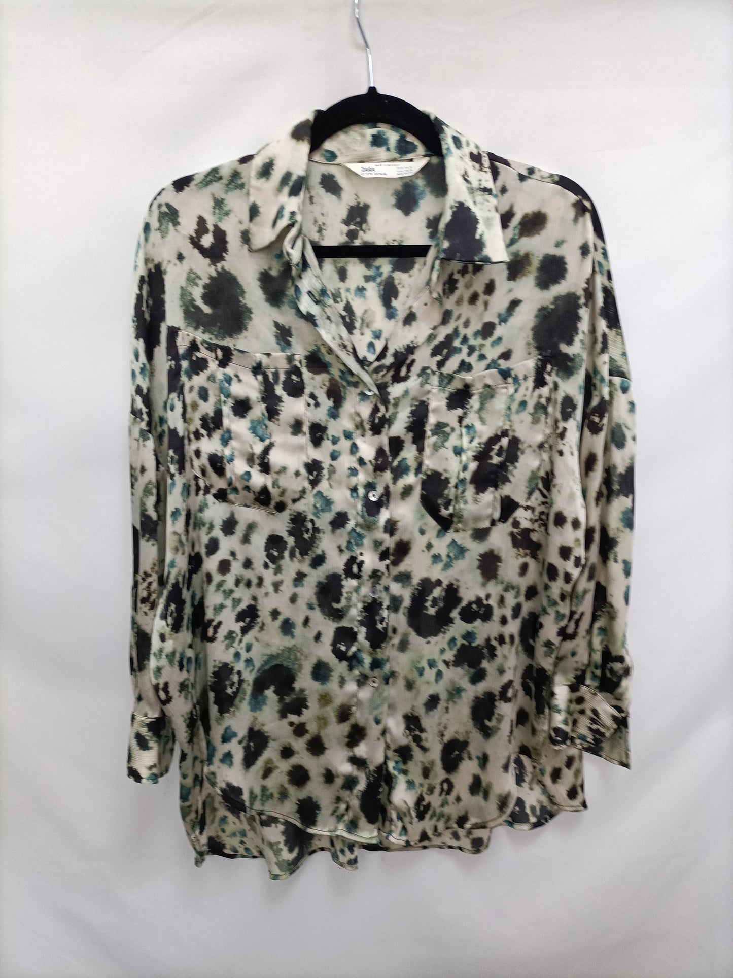 ZARA. Blusa animal print T.xs/s