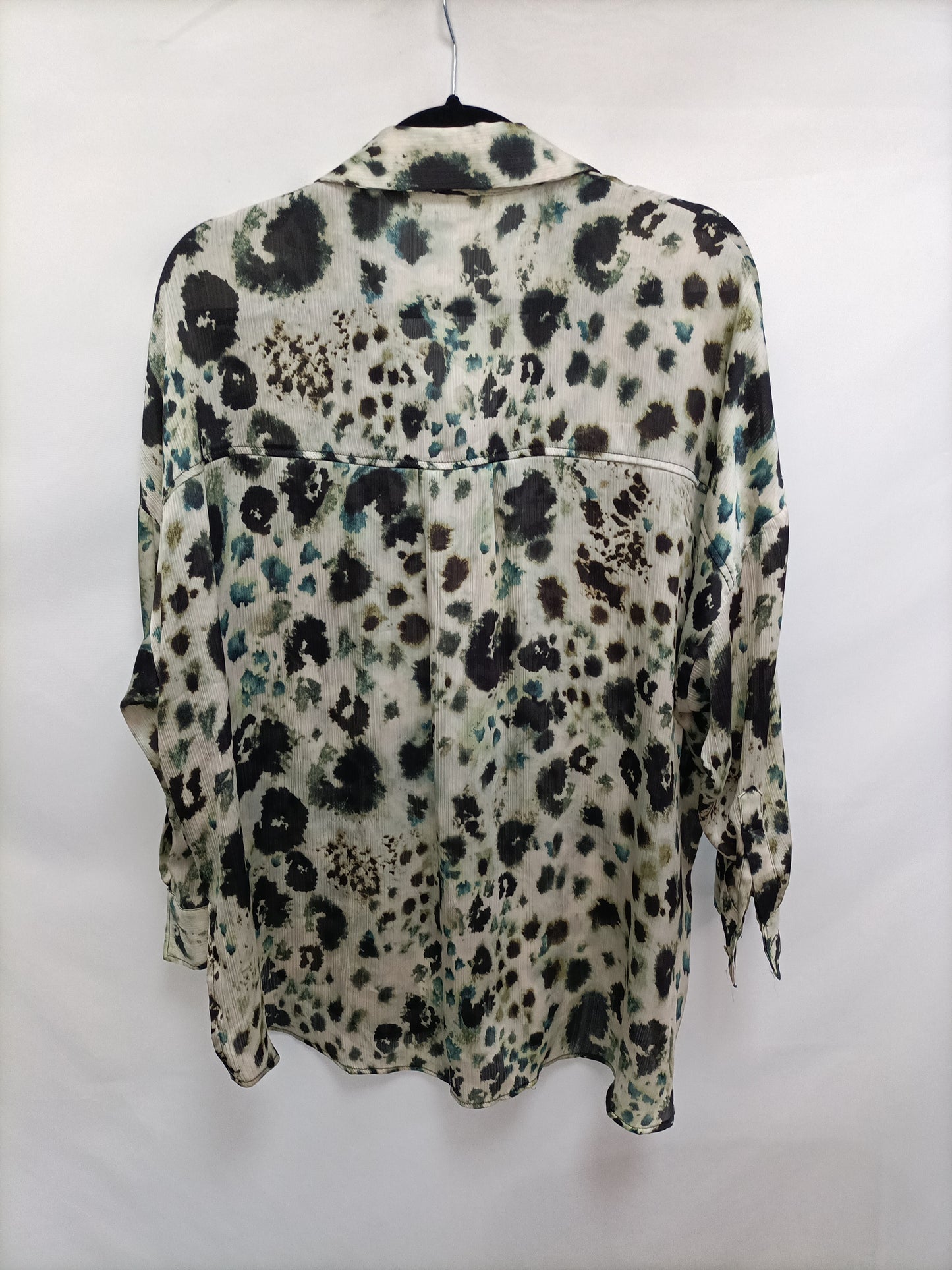 ZARA. Blusa animal print T.xs/s