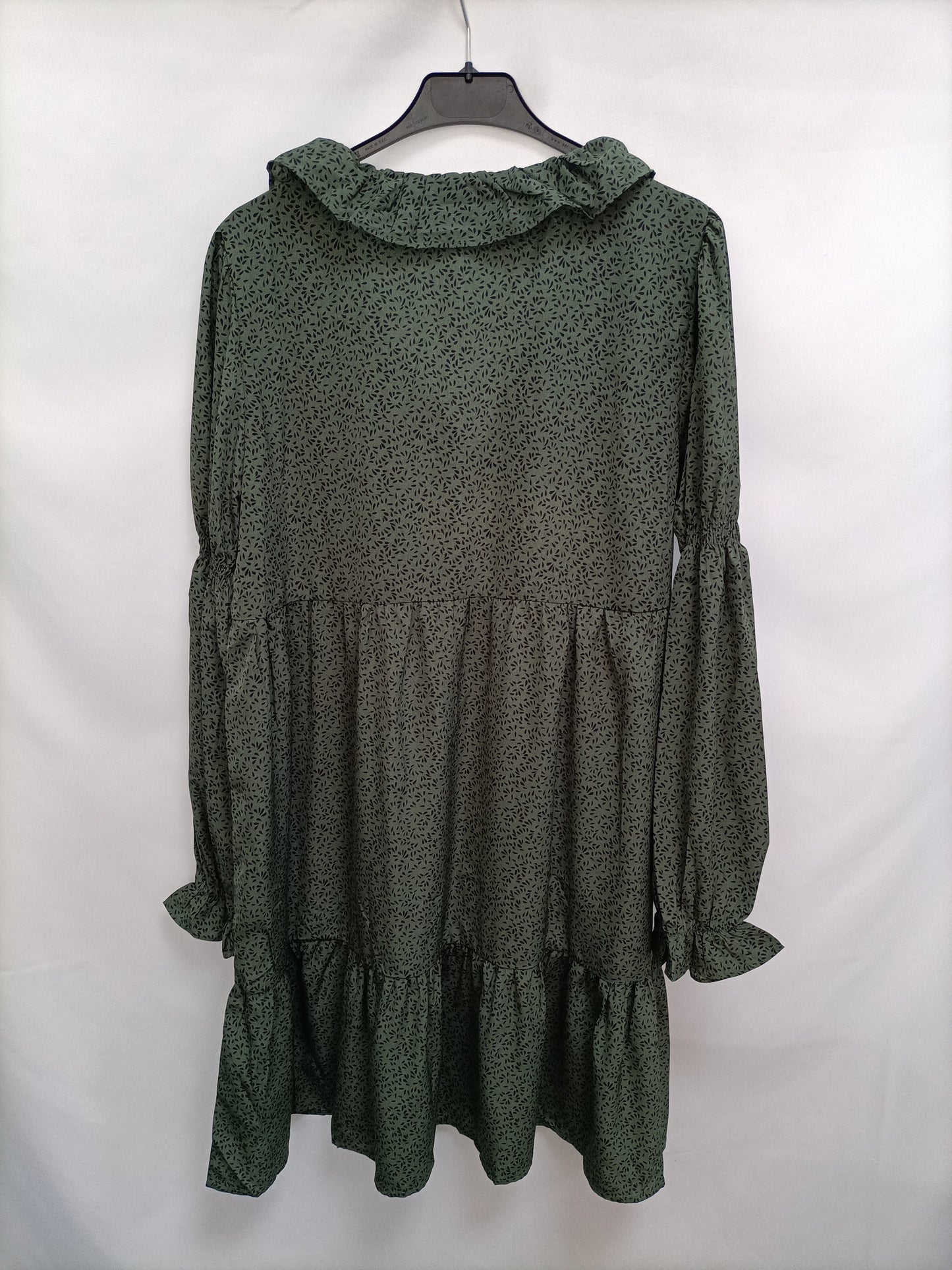 SHEIN. Vestodo verde hojas T.L