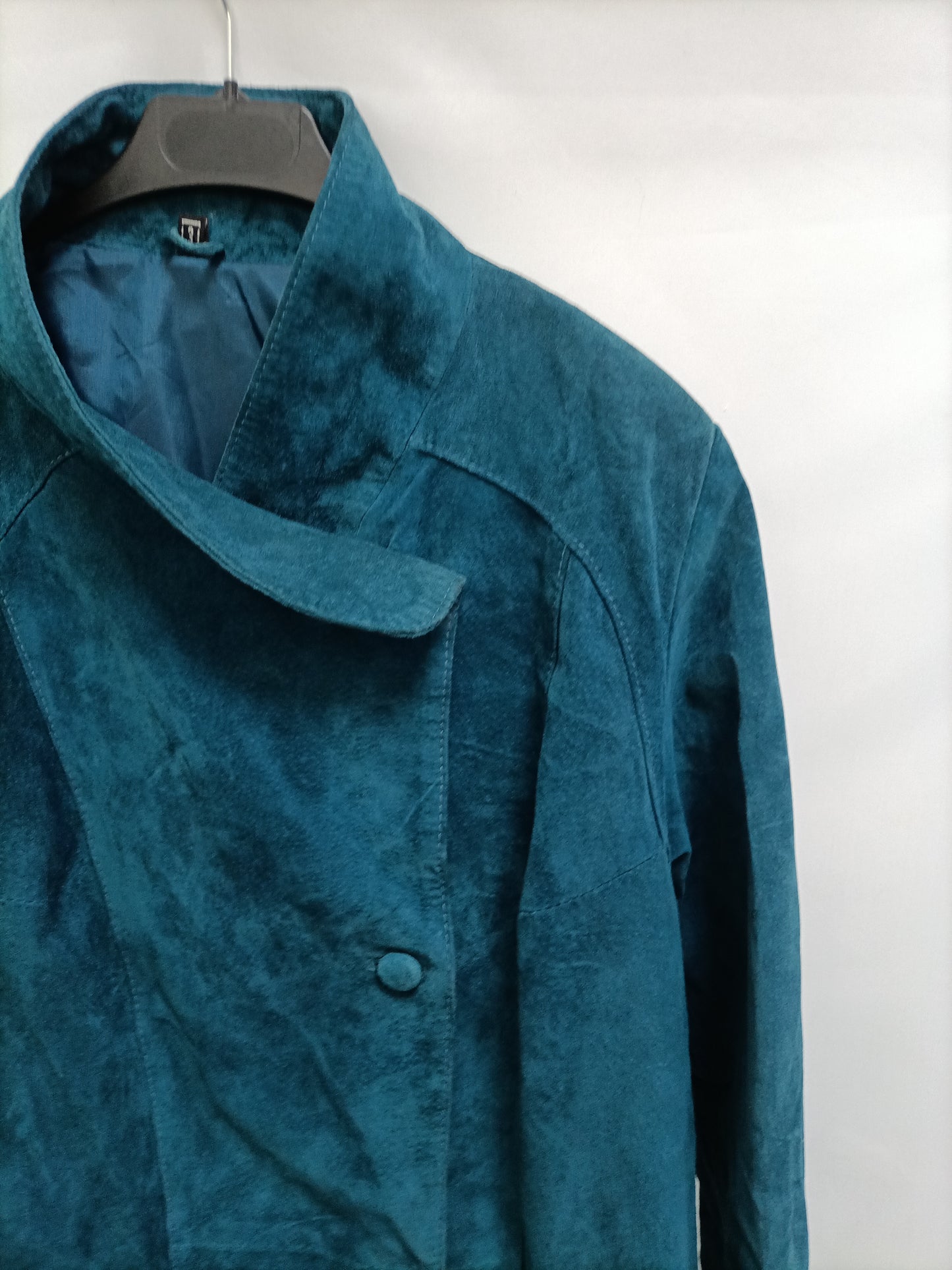 OTRAS. Cazadora azulona piel T.3(l)