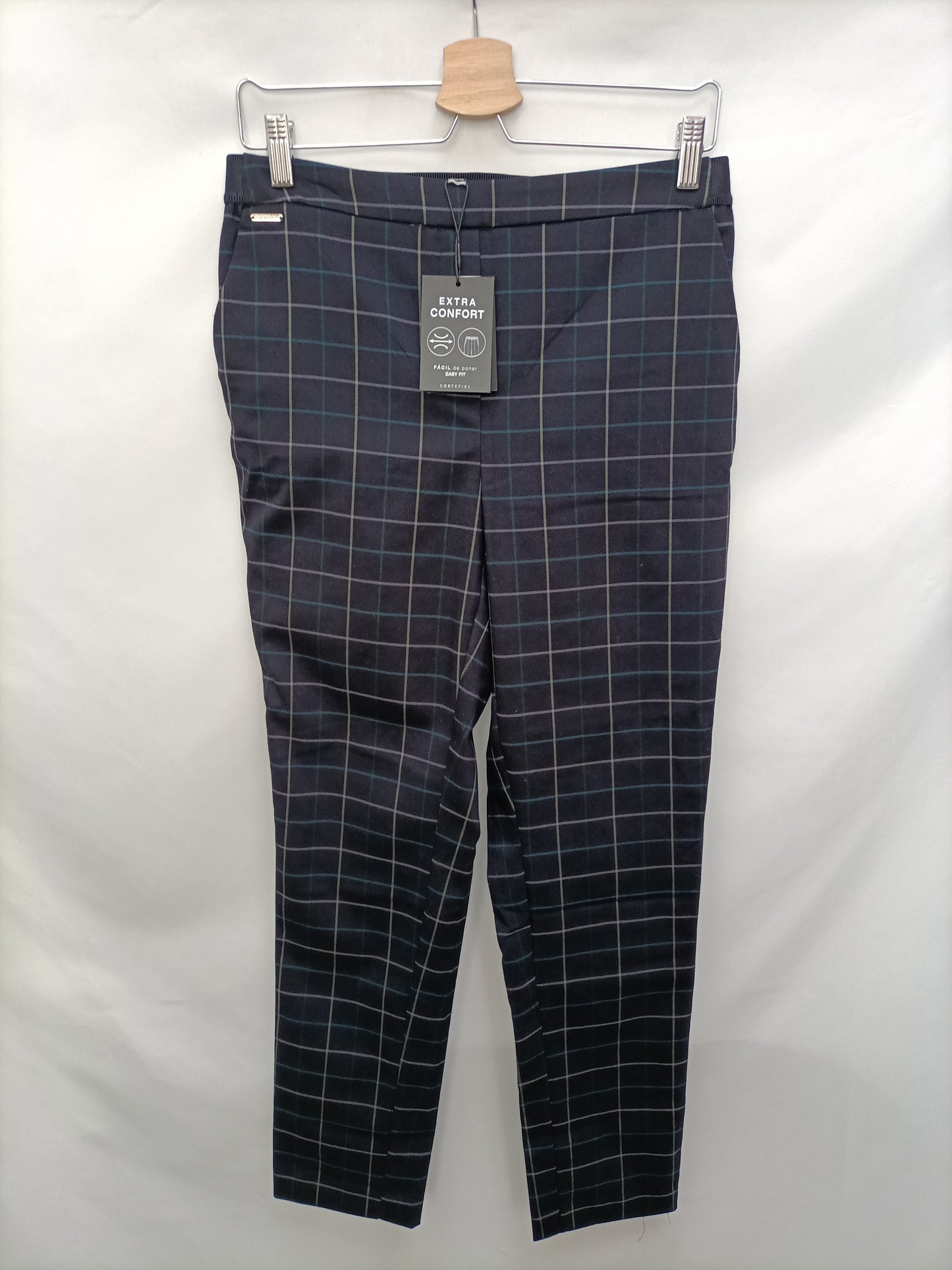 Market. CORTEFIEL. Pantalón azul cuadros T.m