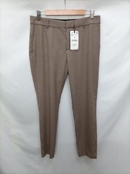 ZARA. Pantalón beige cuadros T.m