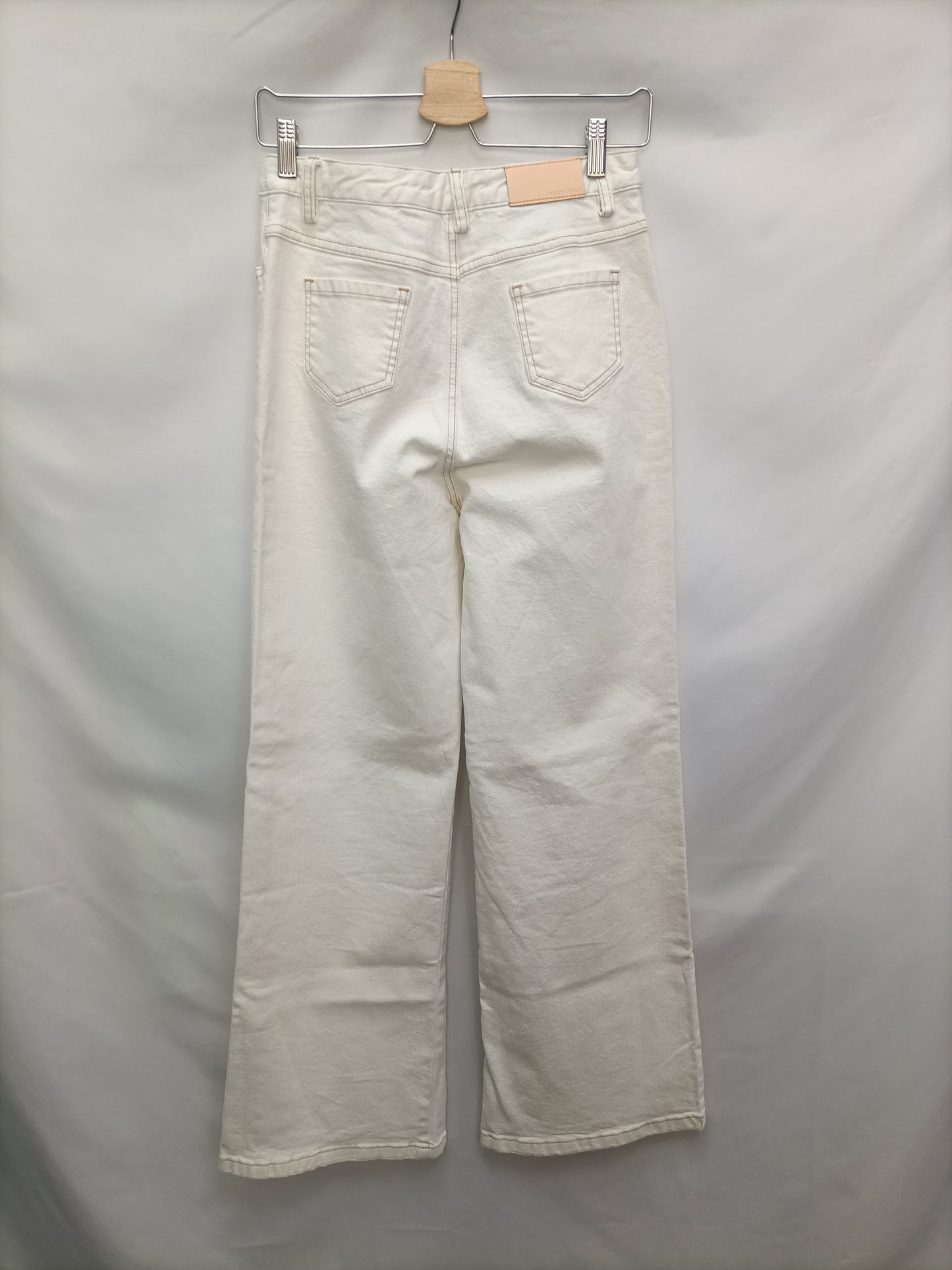 MY PEEPTOES. Pantalón beige costuras T.36