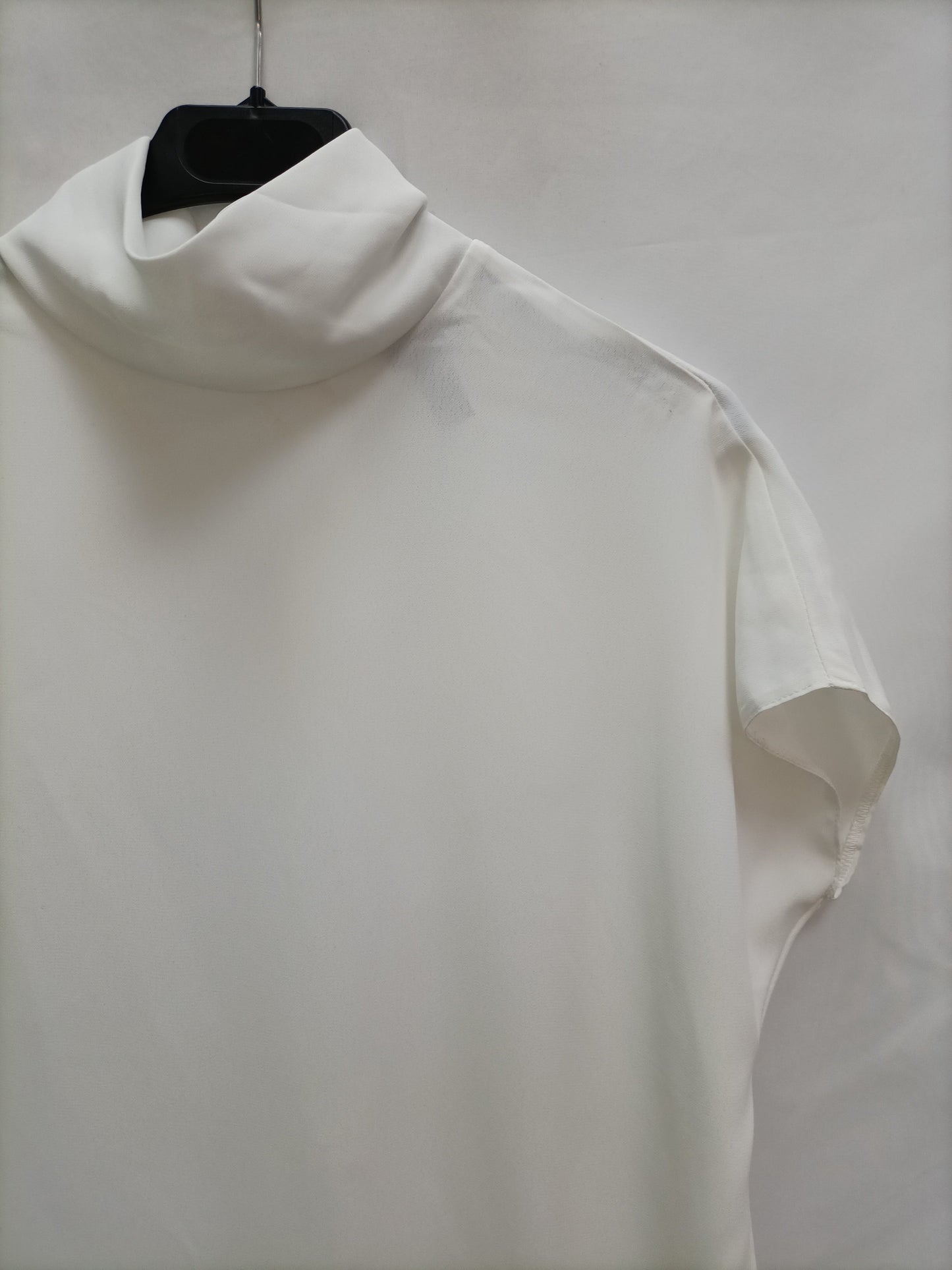 ASOS. Blusa cuello perkins T.34