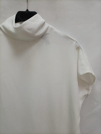 ASOS. Blusa cuello perkins T.34