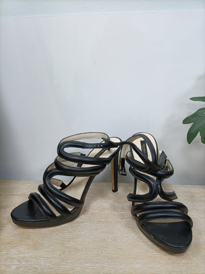 ZARA. Black strappy sandals, size 40