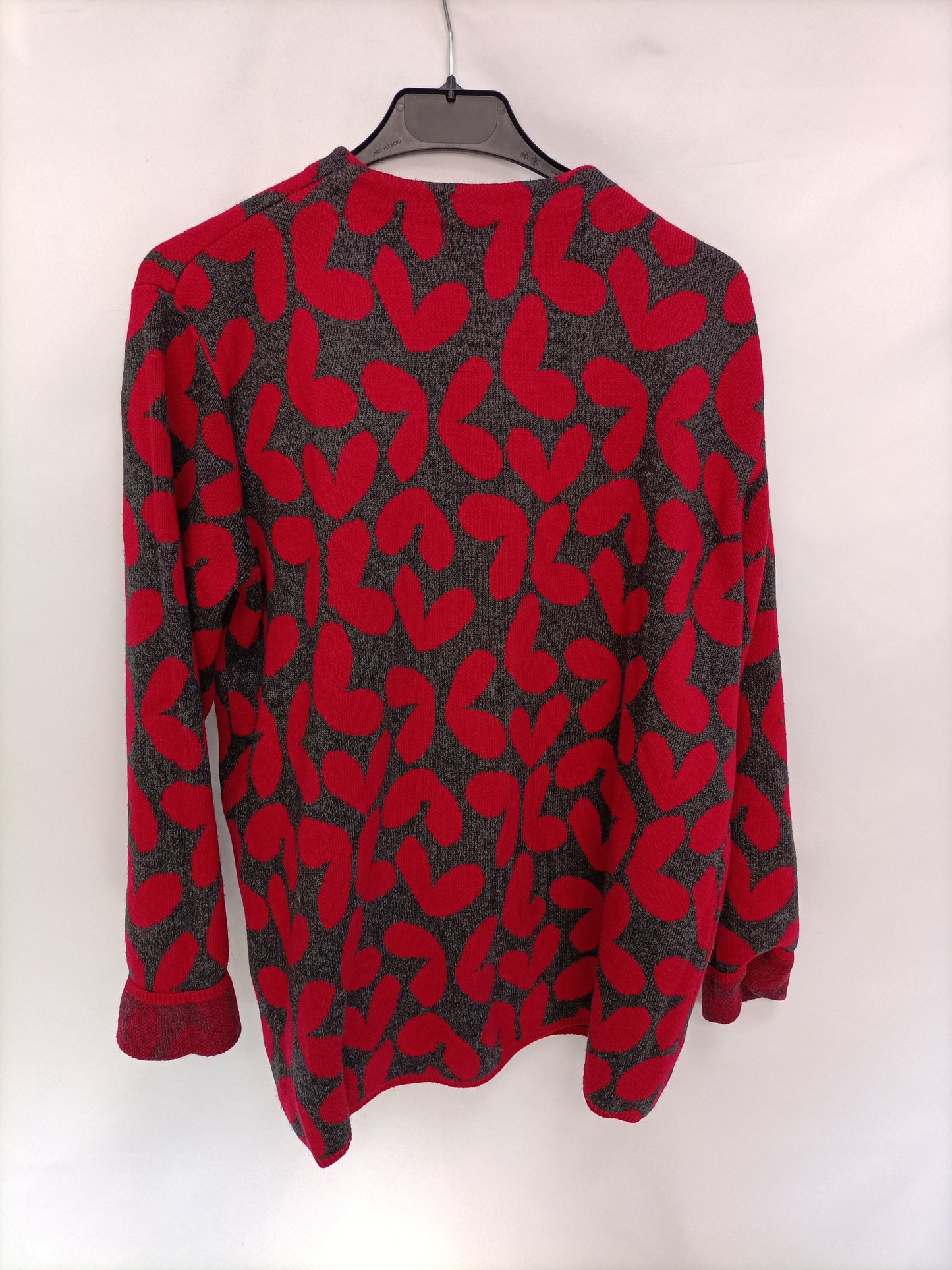 OTHERS. Hearts sweater YOU (M)