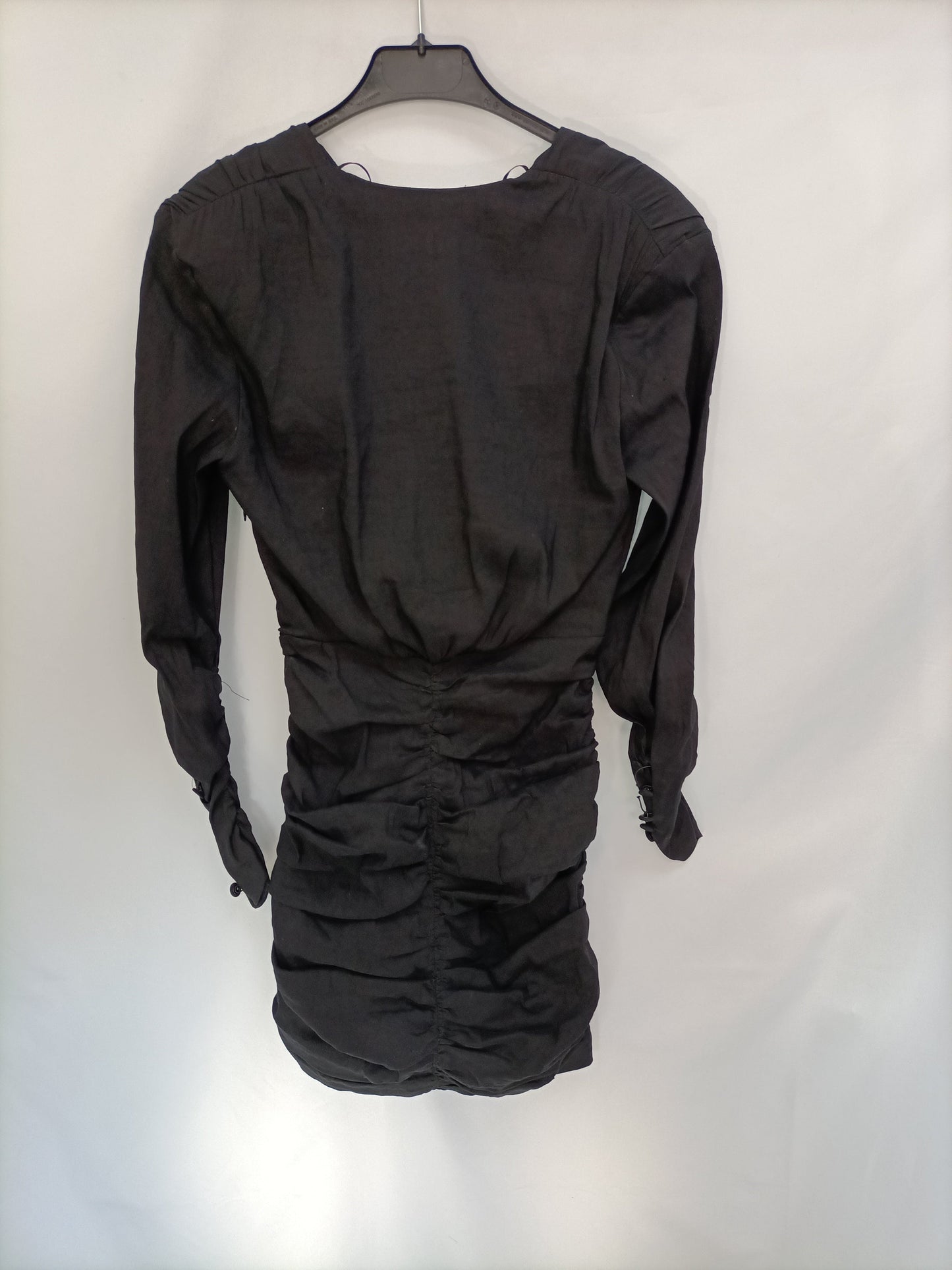 ZARA. Vestido negro fruncido  T.xs