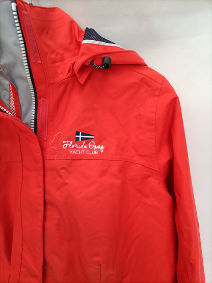 DECATHLON. Chaqueta roja