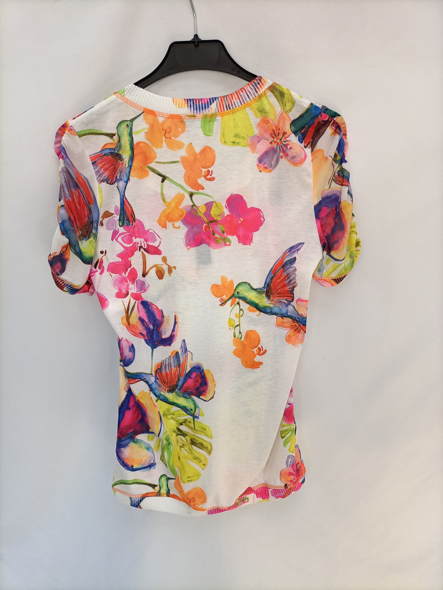 ETOILE DU MONDE. Top blanco flores T. 2(m)