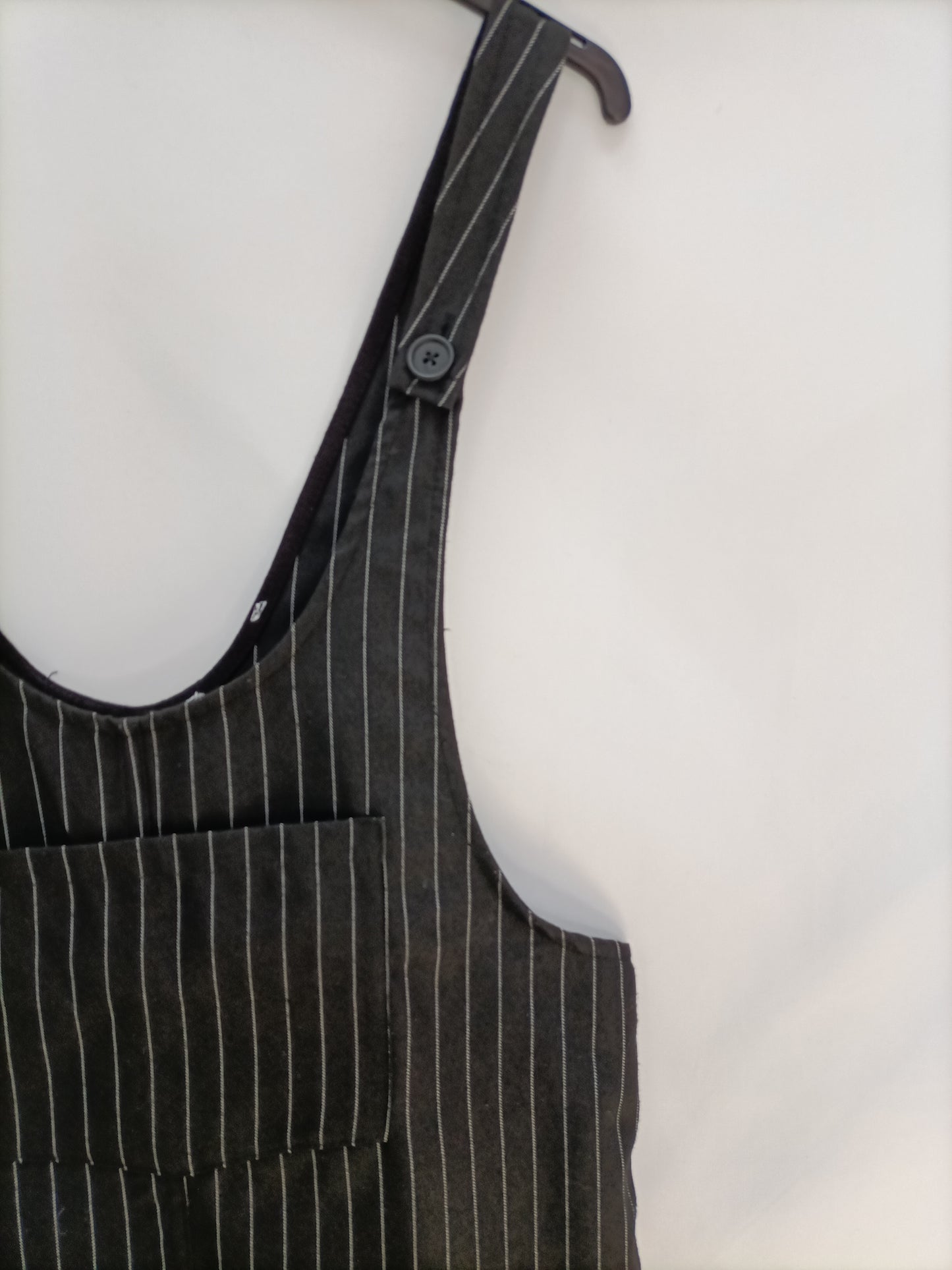 PULL&BEAR. Peto negro rayas T.s