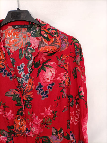 ZARA.Vestido camisero rojo T.xs