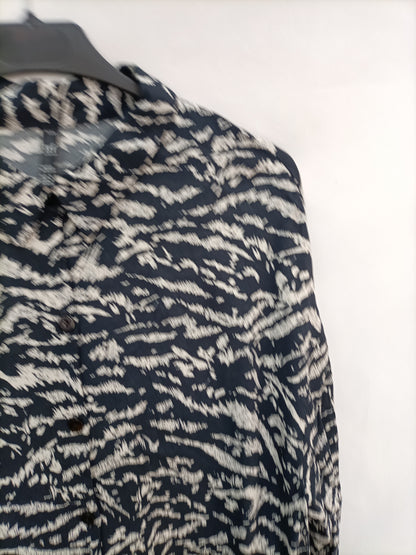 ZARA. Blusa estampada T.s