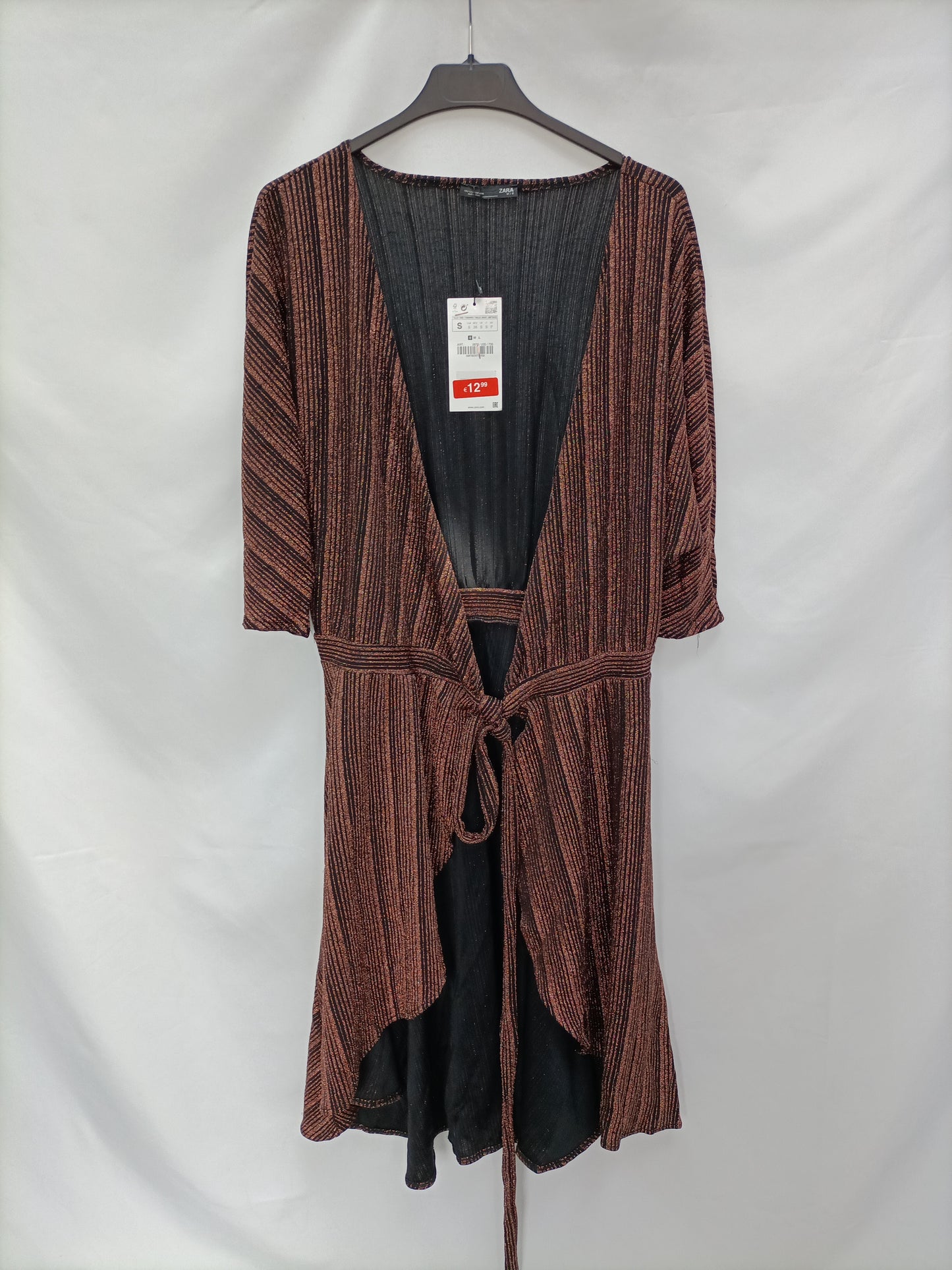 ZARA. Kimono negro y cobre T.s