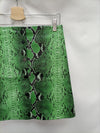 STRADIVARIUS. Falda verde animal print T.40