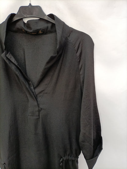 ZARA. Vestido negro fluido T.s