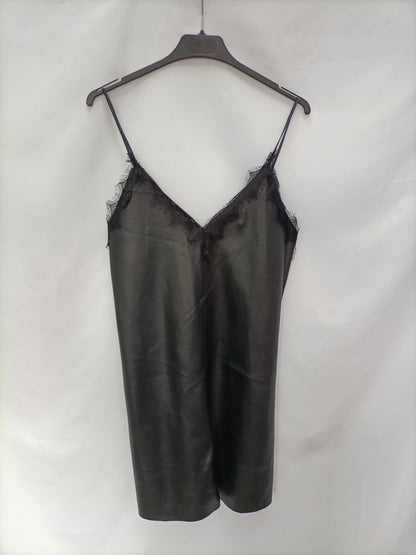 GOLDEN PARÍS. Vestido lencero polipiel T.s