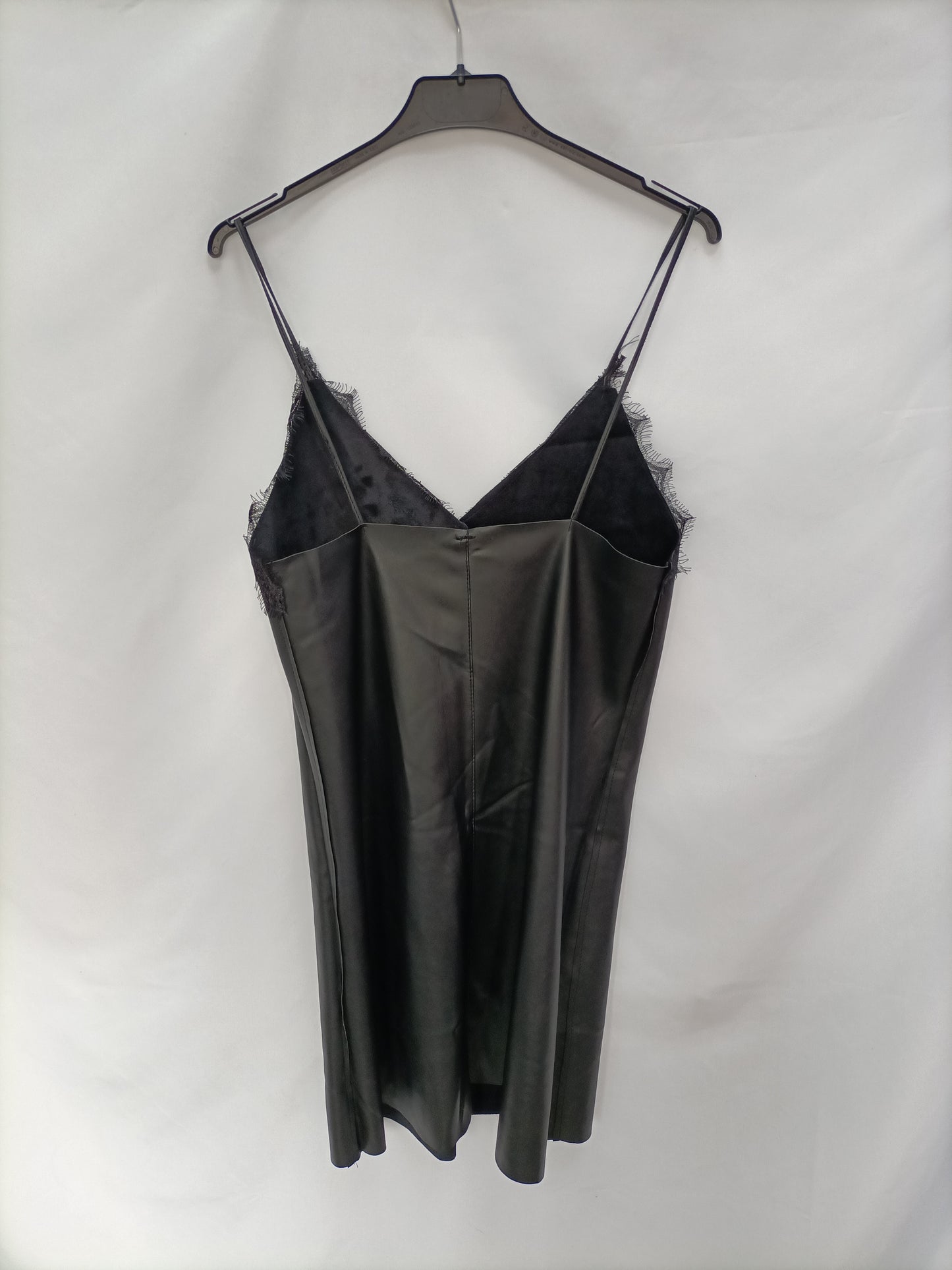 GOLDEN PARÍS. Vestido lencero polipiel T.s