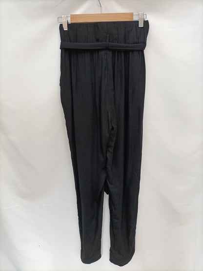 ZARA. Pantalón fluido negro T.m