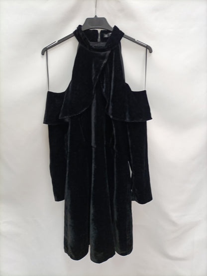 ZARA. Vestido negro terciopelo T.m
