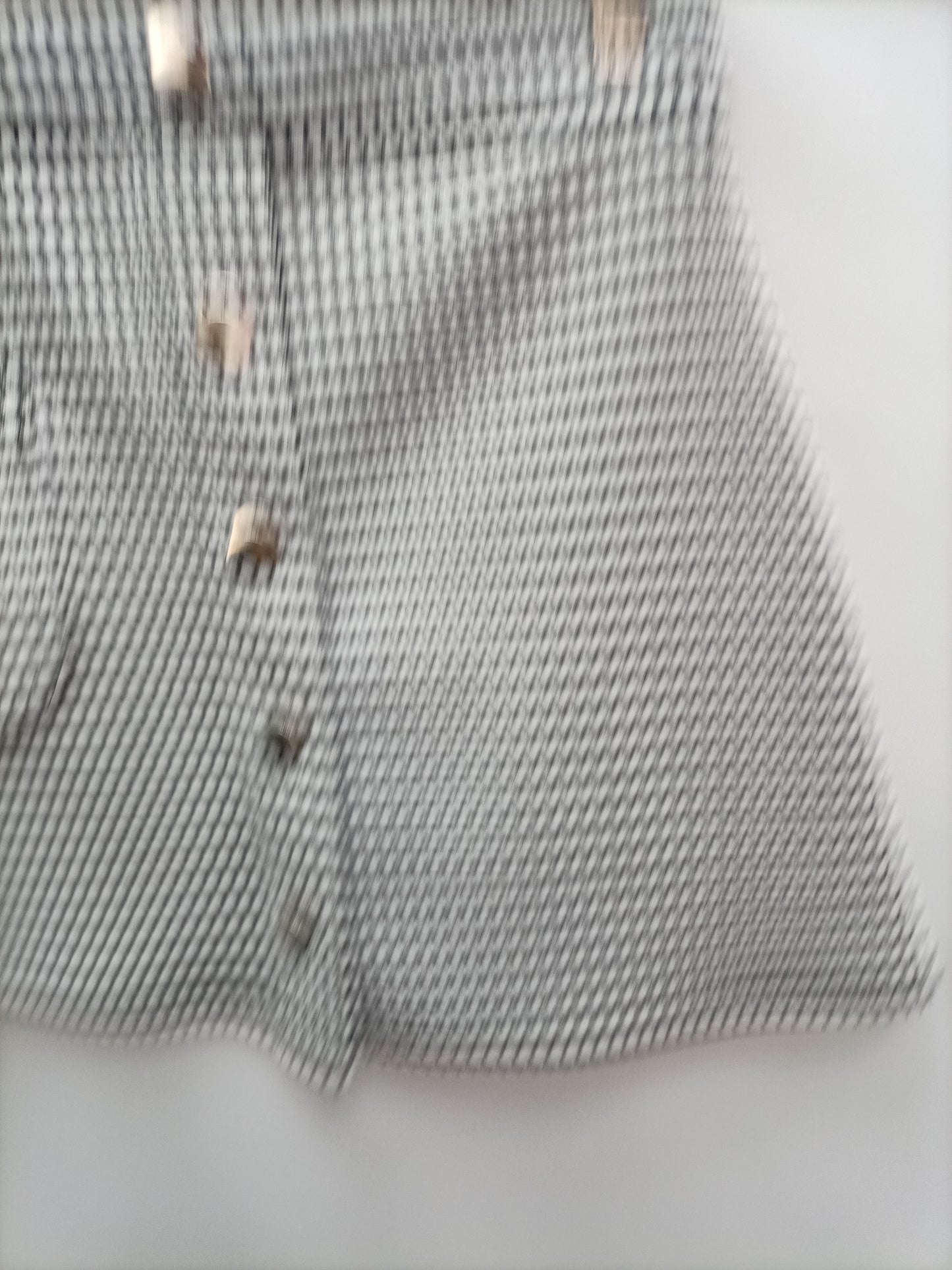 PULL&BEAR. Falda textura negra y blanca T.m