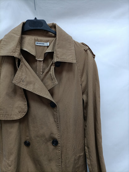 STRADIVARIUS. Camel Ts trench coat