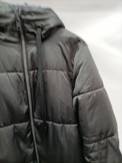 ZARA. Reversible green and black down jacket Tm