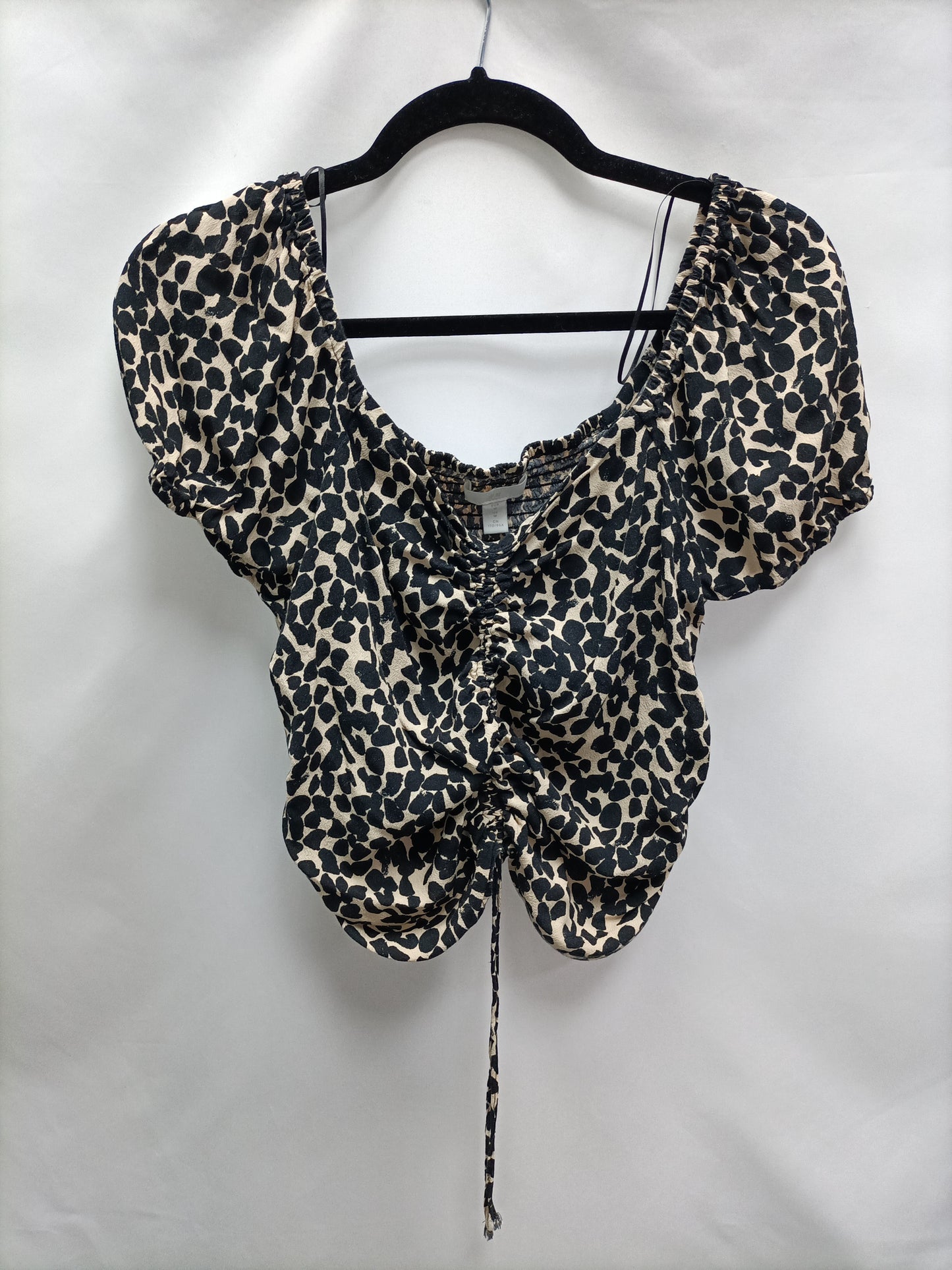 H&M. Top animal print T.m