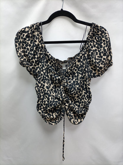 H&M. Top animal print T.m