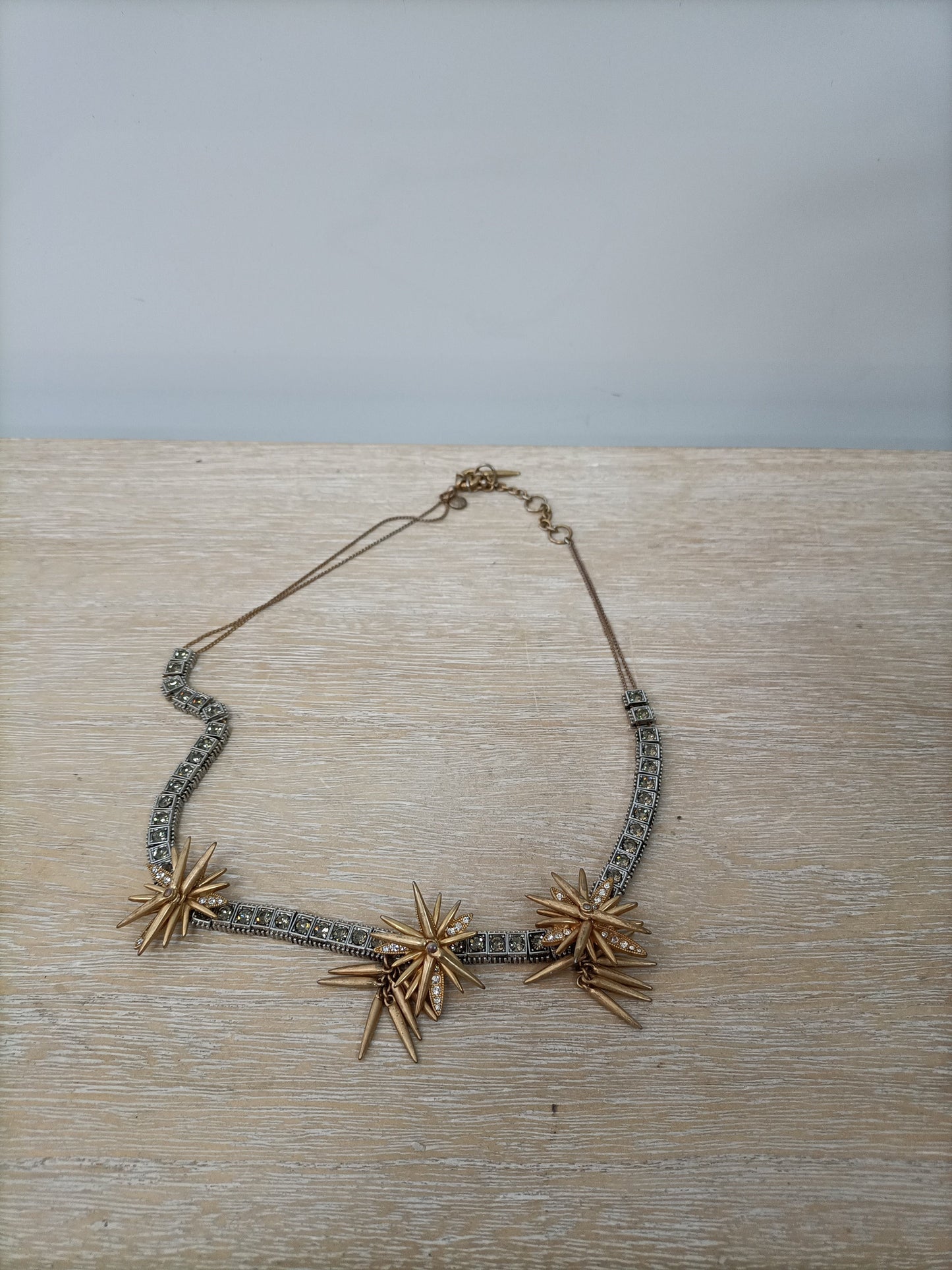 J.CREW. Collar pedrería y estrellas