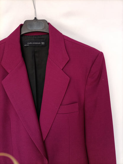 ZARA. Long wine blazer T.xs