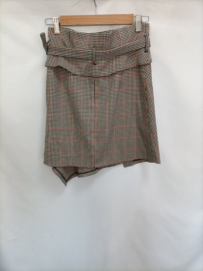 ZARA. Beige houndstooth skirt S.xs