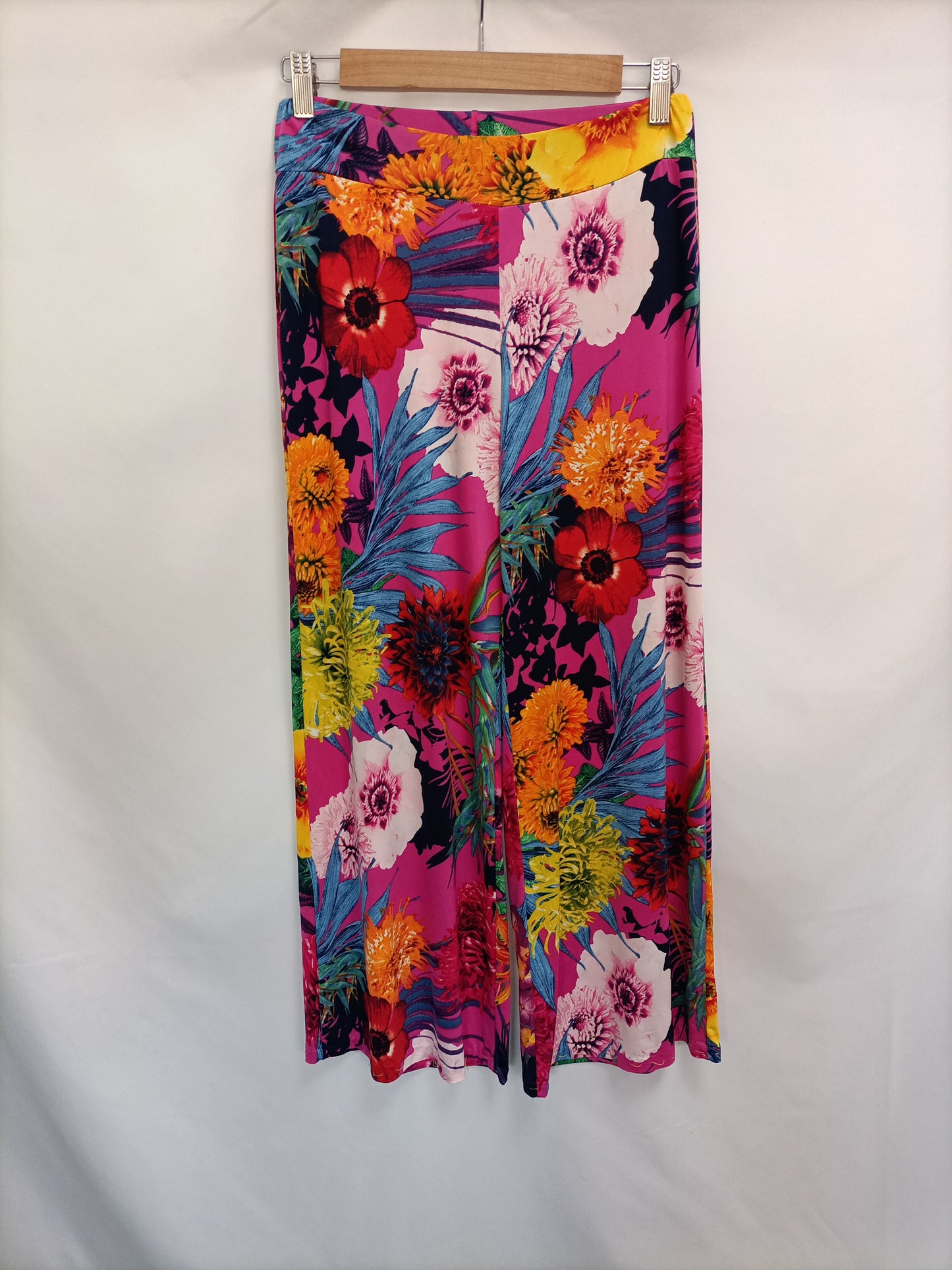 OTRAS. Pantalón culotte flores T.m