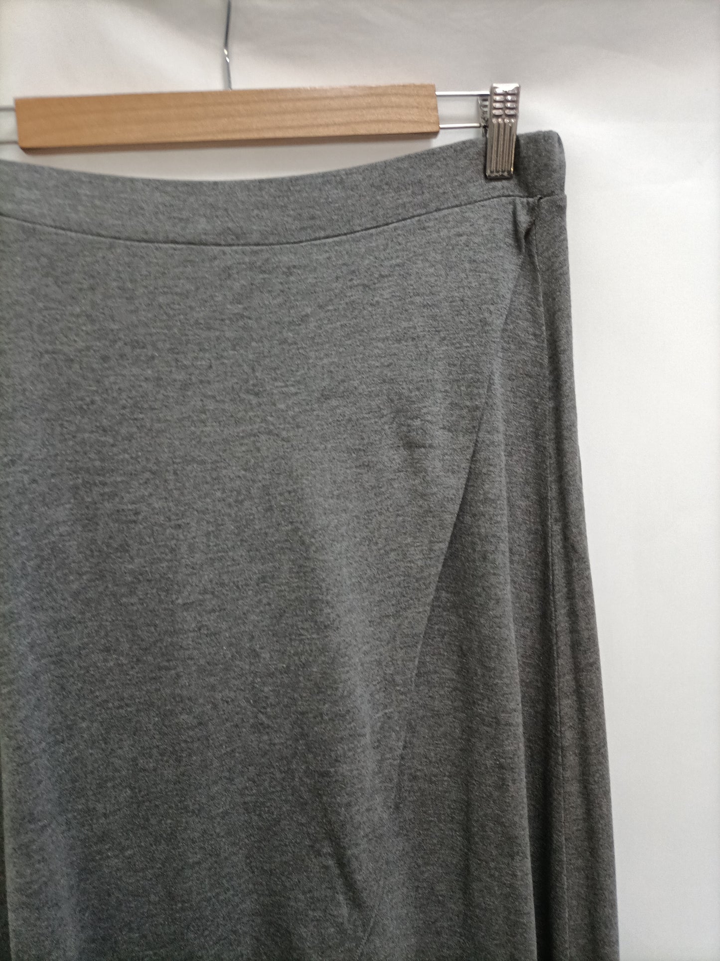 SUTHERN COTTON. Long grey skirt Tm
