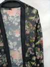 STRADIVARIUS. Kimono negro flores T.m