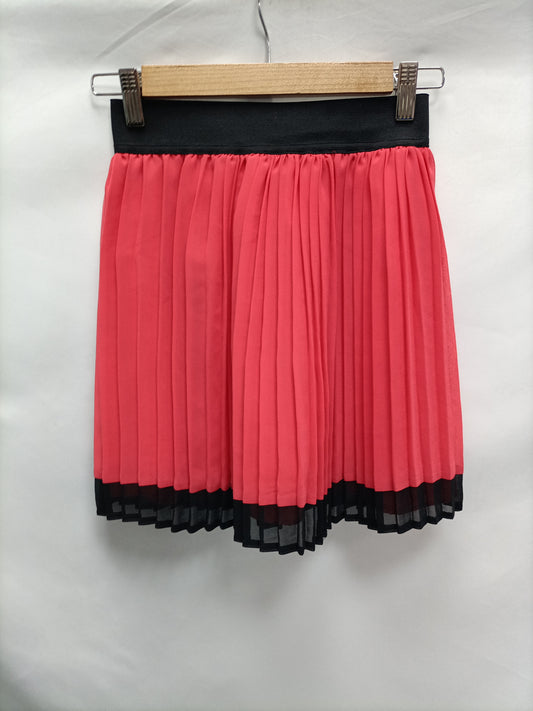 PRIMARK. Two-tone pleated skirt, size 36